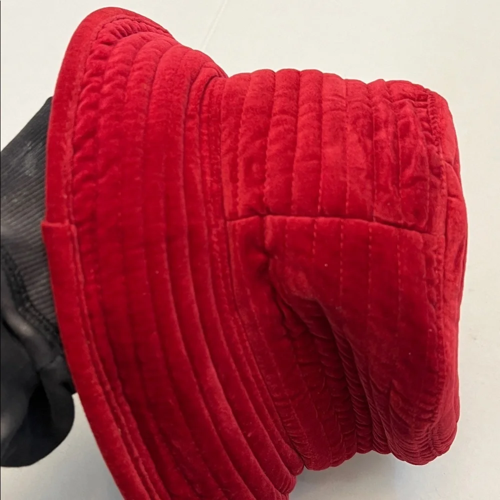 90’s TOUCAN COLLECTION NEW YORK RED VELOUR SILK FLOWER BUCKET HAT